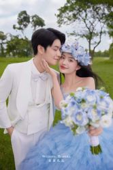 -喜爱高定婚纱摄影