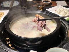 -大匠工房古船木艺术餐厅·猪肚鸡专门店(长白仙岛店)