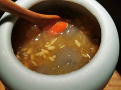 山城小汤圆-九锅一堂酸菜鱼(新南凯德直营店)
