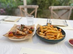 -春树下·树屋花房西餐厅(罍街AS1980店)