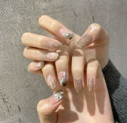 -米小兔美甲美睫