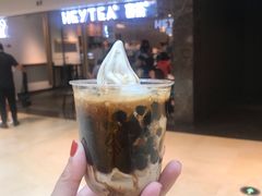 -喜茶(上海兴业太古汇店)