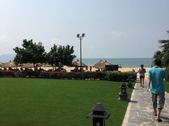 -三亚湾海居铂尔曼度假酒店