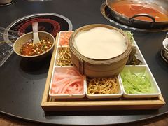 -野山舂·贵州现舂酸汤牛肉(东山店)