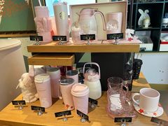 -星巴克臻选(莘庄仲盛店)