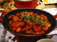 土豆干红烧肉-小大董·烤鸭(凤凰汇店)
