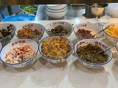 -裕新楼粉面馆·石磨手工粉(四方坪店)