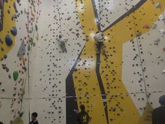 -问山MountQuest攀岩馆