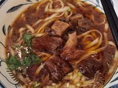 -康师傅私房牛肉面(马泉营奥莱店)