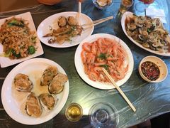 -覃记海鲜美食餐厅