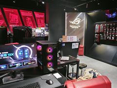 -ROG玩家国度(美罗城店)