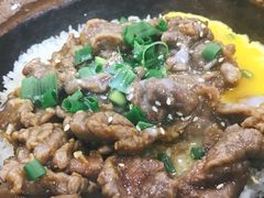 窝蛋牛肉煲仔饭-红星光发煲仔饭(大石街店)
