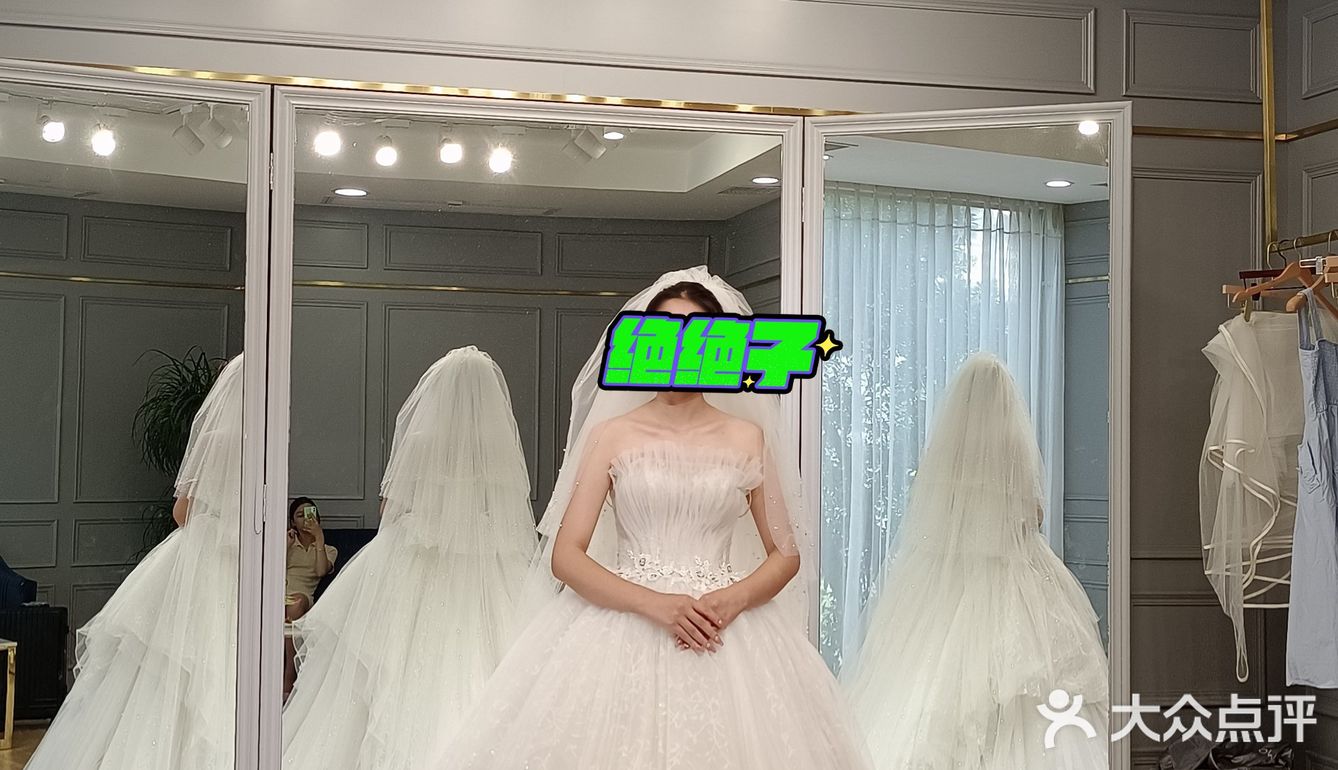 瘦小新娘也能hold住的抹胸纱