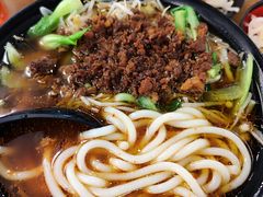 -丽虹云南过桥米线(兴工街店)