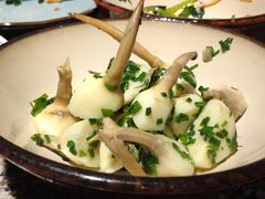 葱油茨菇-南京大牌档(香港广场店)