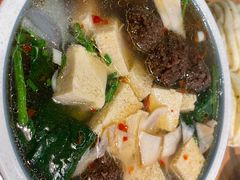 -金莹丸子汤清真(朝外SOHO店)