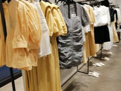 -URBAN REVIVO(西安Momopark店)