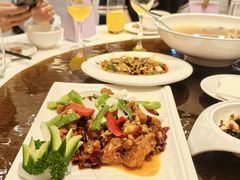 -成都保利公园皇冠假日酒店(熊猫基地店)
