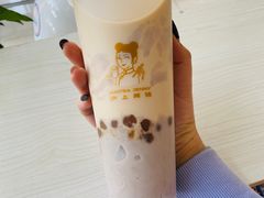 -沪上阿姨鲜果茶(世茂广场宽厚里店)