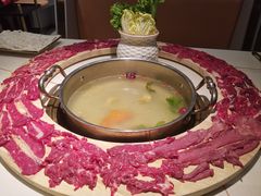 -牛人日志·鲜牛肉骨汤火锅(万科里瑧店)