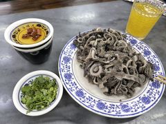 -海碗居老北京炸酱面(增光路店)