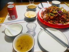 -乡土黄·鲜牛肉火锅·小龙虾(兴业街店)