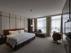 -成都万达颐华酒店