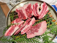-草家酱蟹炭火烤肉店(珲春南路一店)