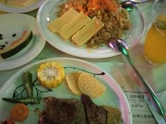 -樱花里音乐餐吧·牛扒椰子鸡(东圃店)