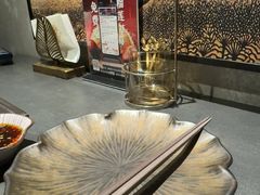 -铭牛烧肉·和牛海鲜自助(高新月牙湖店)