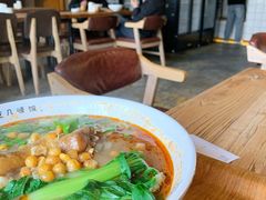 -每碗面馆(新鸿安大厦店)
