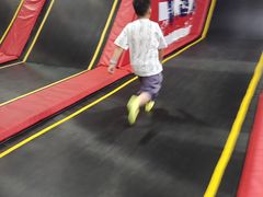 -嗨马乐动室内潮玩运动·团建·轰趴·桌游(南丰汇店)