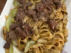 牛肉炒粉-十字街美食店