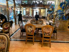 大堂-more than meow吴止猫主题餐厅(承德 中船汇店)