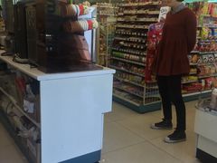 -全家便利店(桂平路店)