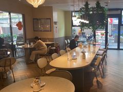 -必胜客(WOW中心城店)