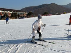 -辽阳弓长岭温泉滑雪场