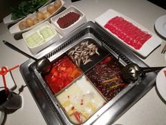 -海底捞火锅鲜切牛肉主题店(长寿路店)