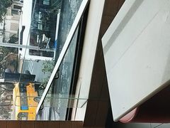 -麦当劳(乳山路店)