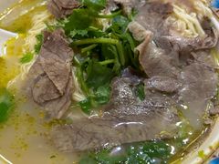 -金杨拉面王小吃面馆·牛三宝面·红烧牛肉粉