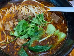 红烧牛肉面-蓉李记成都名小吃(合肥包河万达店)