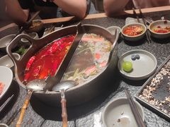 -三出山火锅(南京万象天地店)