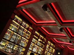 -饮湖威士忌鸡尾酒吧