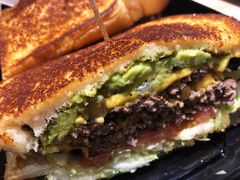 圣塔芭芭拉经典牛肉特堡-The Habit Burger Grill 哈比特汉堡(爱琴海店)