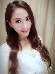 -巴黎婚纱摄影工作室