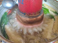 -毛辣果·贵州红酸汤牛肉火锅(西单店)