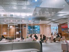 大堂-奈雪的茶(湖滨银泰in77C区PRO店)