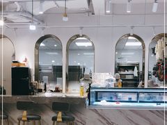 -Fridi Patisserie Cafe