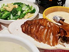 -梅利汴京烤鸭•开封豫菜地标店(东司门店)