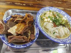 -唐记牛骨粉(陶溪川店)